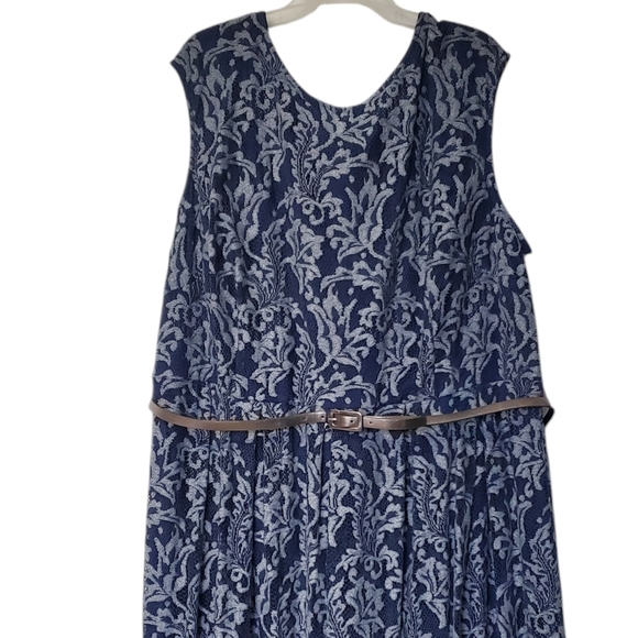 NWT Sabrina Blue Women's Dress Sleeveless Lace Size 26W - Picture 15 of 15
